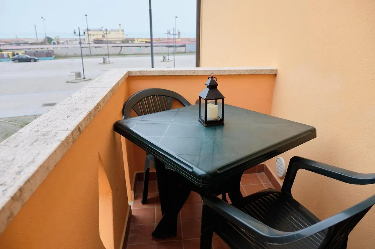 Apartment Peaceful Flat With Direct Beach Access Beahost Rosolina Mare Italy